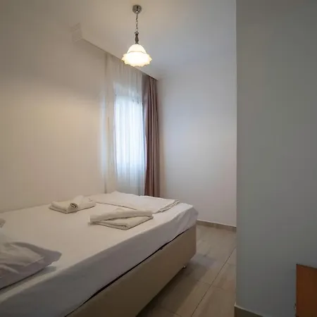 Isik Aparthotel