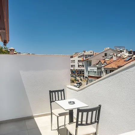 Isik Apartahotel