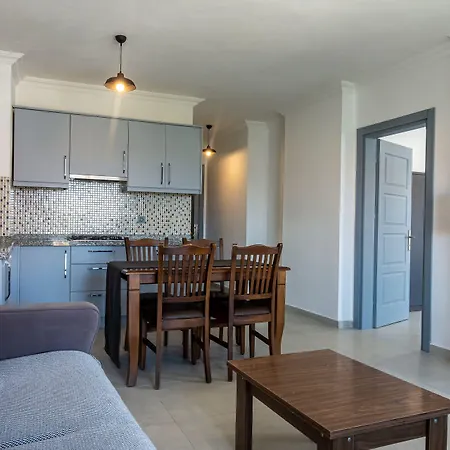 Apartahotel Isik 3*