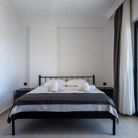 Isik Aparthotel 3*