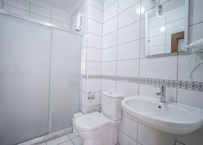 Isik Apartmanhotel 3*